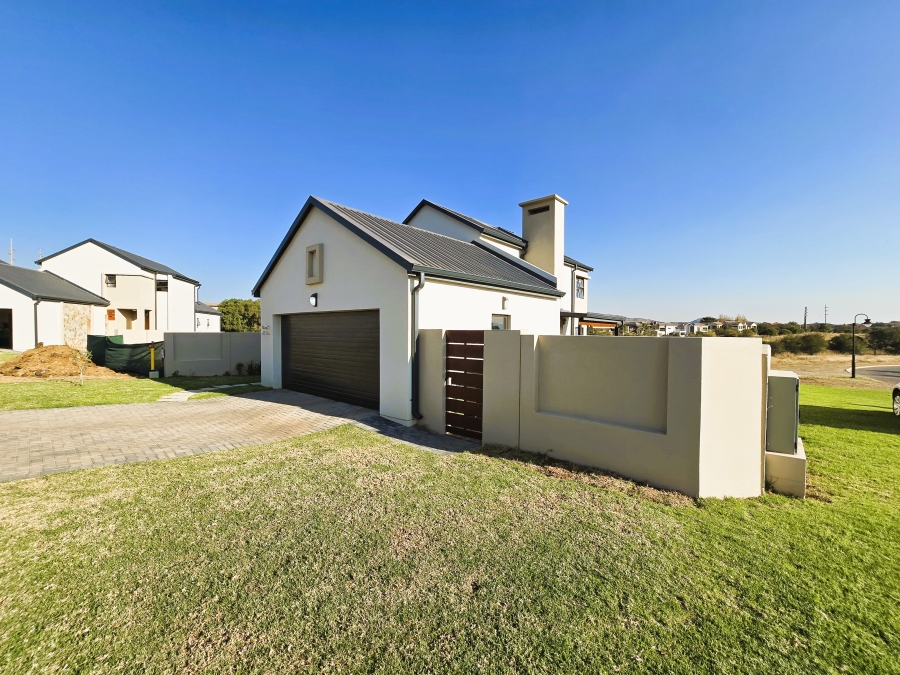 3 Bedroom Property for Sale in La Camargue Private Country Estate North West